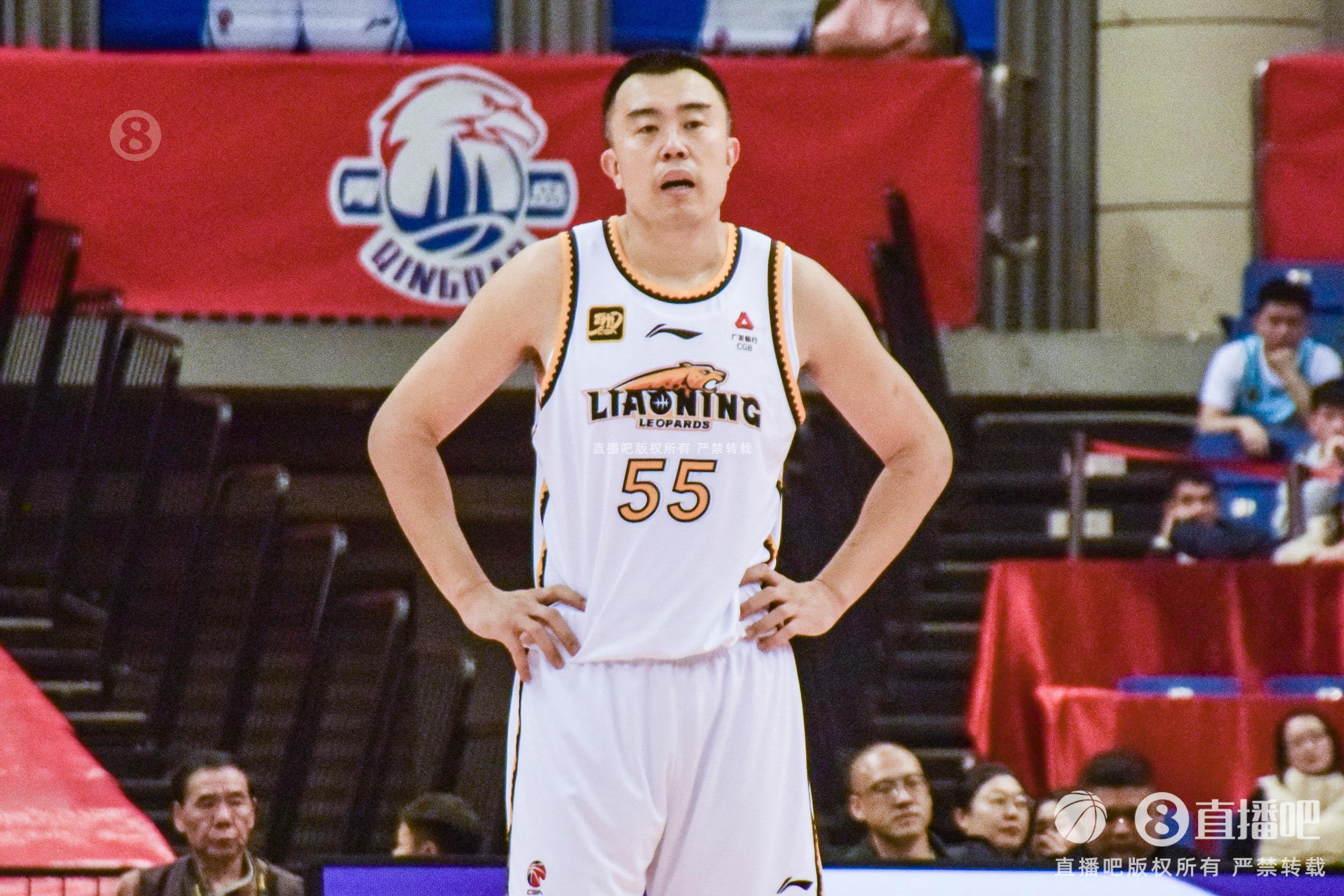 韩德君为辽宁效力18年斩获4座总冠军奖杯 6进全明星&amp;amp;篮板历史前三