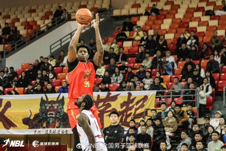 天天赢球-【无限 · 主场】2025-2026赛季NBL联赛第十一轮精彩图集